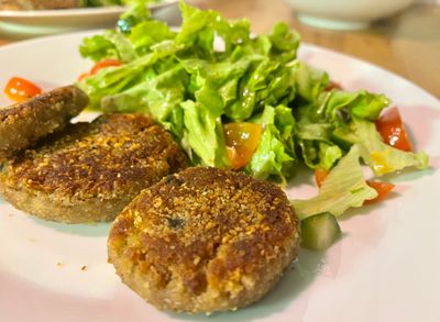 Red lentil balls with walnuts (and Side Salad)
