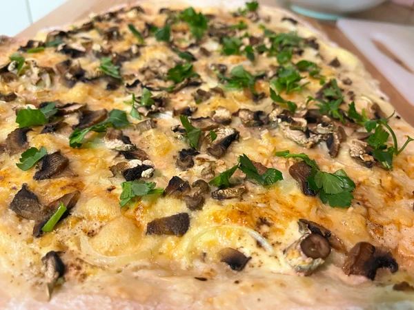 A better view of the topping.