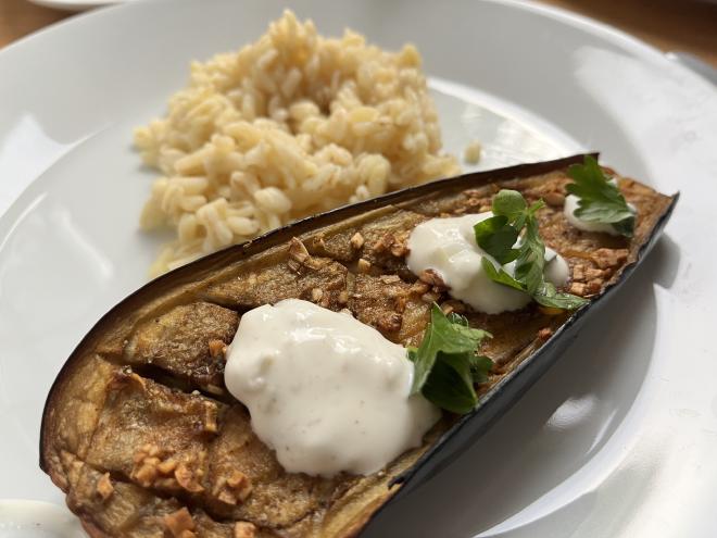 Baked aubergine with Ebly